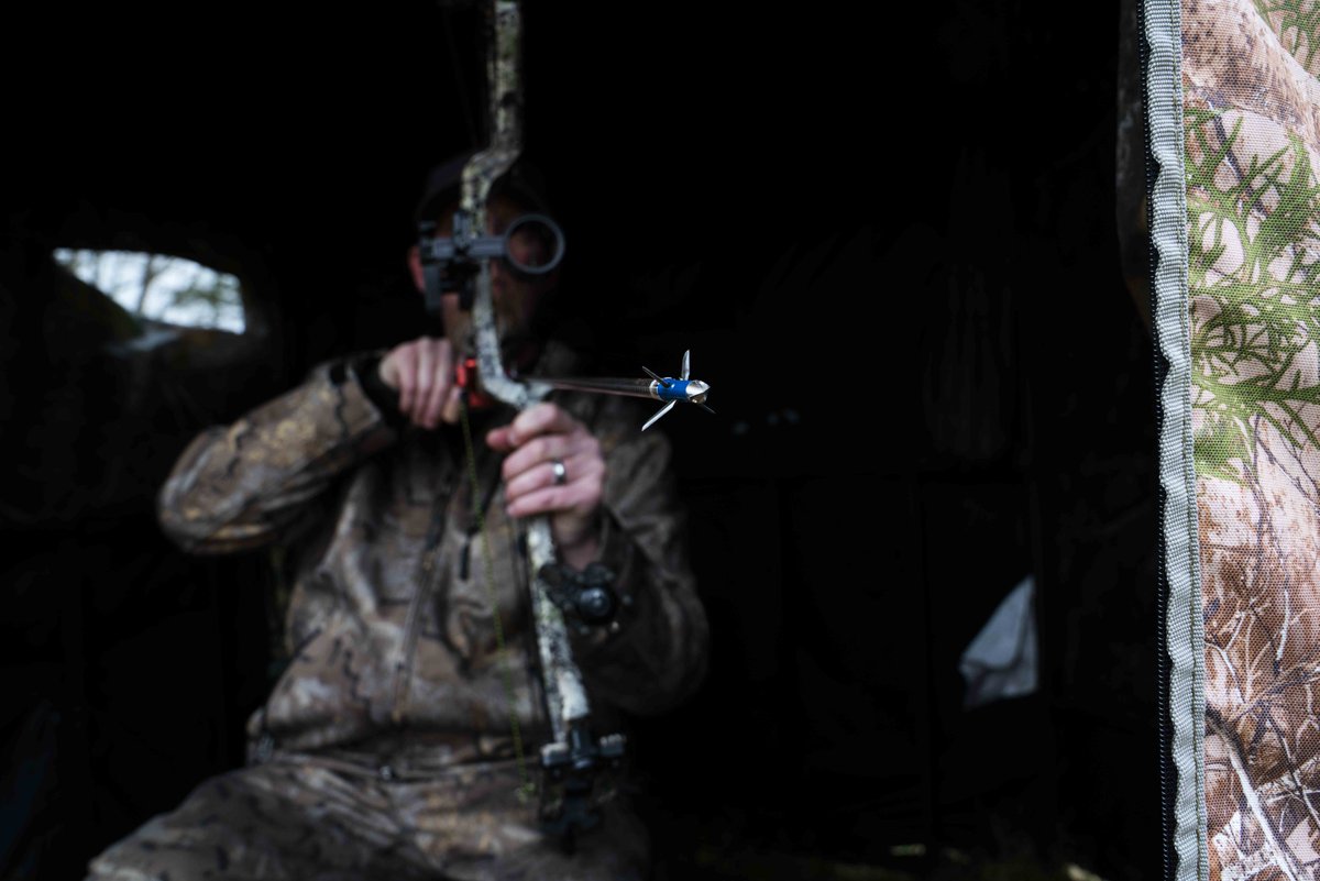 VeteranIP's tweet photo. Waiting for the perfect opportunity to let it fly! πΉ
https://t.co/SICQotaSh7
.
.
#VIPWarrior #VIPAmericanWarrior #VIP #VIPbroadheads #bowhunting #bowhuntinglife #veteranowned #madeinusa #hunting #deerhunting #deerseason #bigbucks https://t.co/i9aPi1jOQm