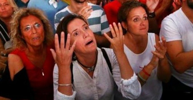 SergiMalalts's tweet photo. Twitter esperando que se terminen los anuncios. #LaUltimaTentacion3 https://t.co/YIwpOo7HrM