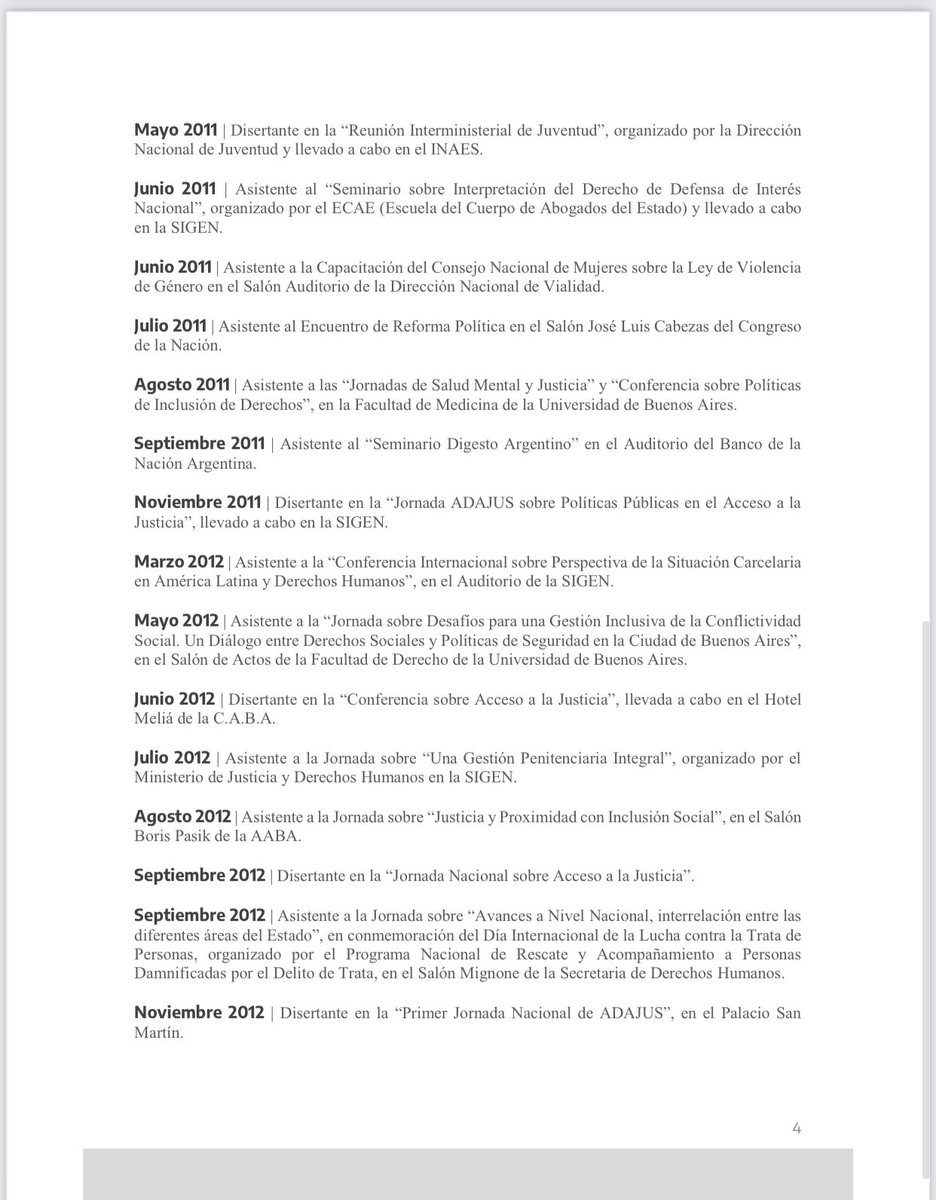 Yo no trabajé en ningún solárium, pero si lo hubiese hecho no me avergonzaría porque ningún trabajo es indigno. Usted desprecia a las mujeres y a los trabajadores. Le dejo mi CV, machirulo. Me gustaría ver el suyo.