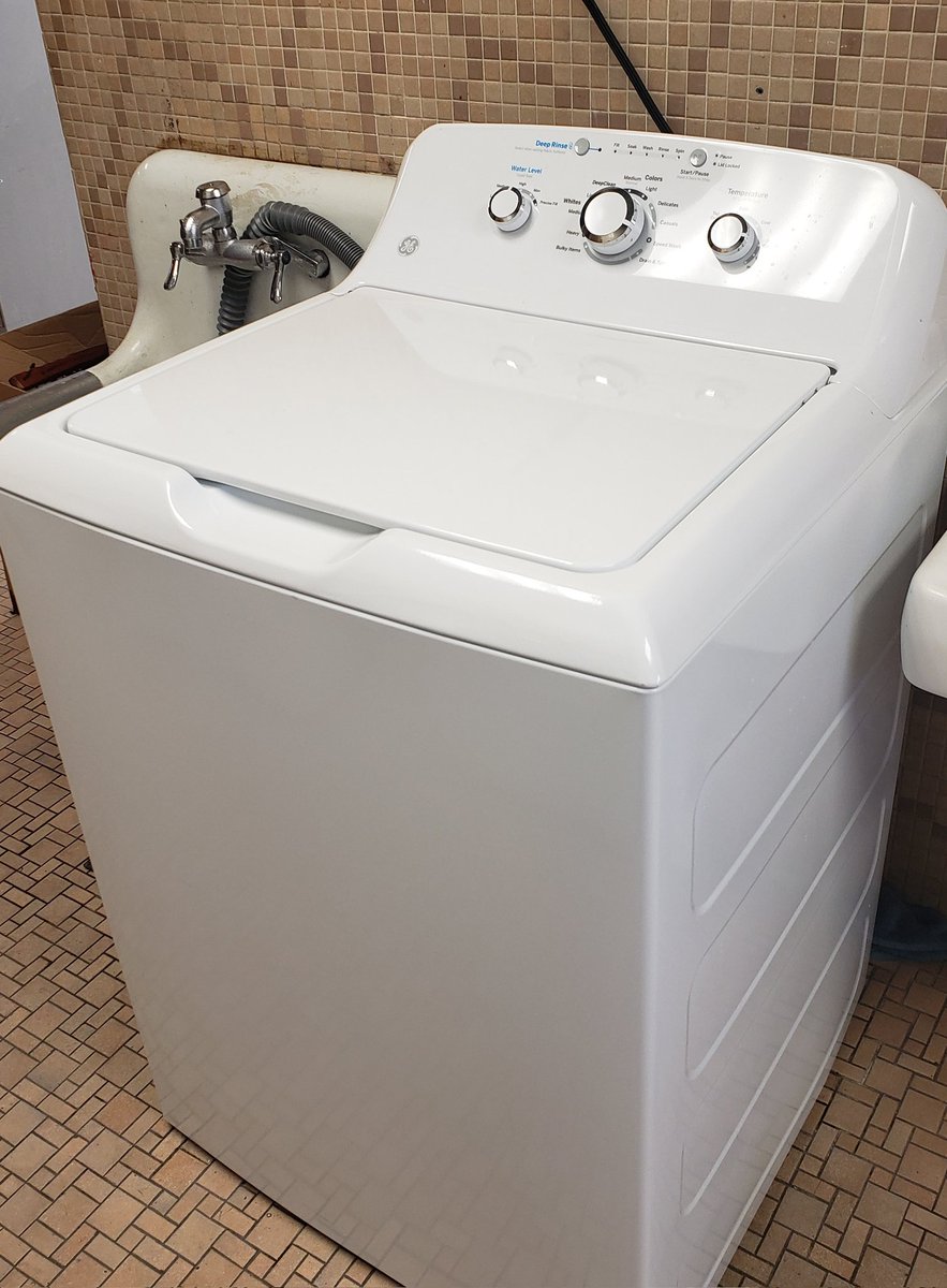 Coach T. Martinez (@lajefffb) on Twitter photo Thank you to Dr. Mena for his generous donation of a new washer. We couldn't do what we do without the generosity of friends and alumni like Dr. Mena. <a href="/viva_lajeff/">J/S Silver Foxes</a> <a href="/JSHS_Official/">Jefferson/Silva HS Official</a> <a href="/SilvaMagnet/">Maxine L. Silva Health Magnet High School</a> <a href="/ExesAssociation/">Thomas Jefferson Ex Student Association</a> Thank you to Dr. Mena for his generous donation of a new washer. We couldn't do what we do without the generosity of friends and alumni like Dr. Mena. <a href="/viva_lajeff/">J/S Silver Foxes</a> <a href="/JSHS_Official/">Jefferson/Silva HS Official</a> <a href="/SilvaMagnet/">Maxine L. Silva Health Magnet High School</a> <a href="/ExesAssociation/">Thomas Jefferson Ex Student Association</a>