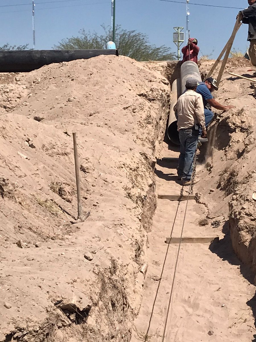 En #Torreón, llevamos a cabo los trabajos de fabricación e instalación del tren de descarga de 12” del sistema pluvial “El Tajito”. #FuerteCoahuilaEs <a href="/mrikelme/">Miguel Riquelme</a> <a href="/antonionerio/">Antonio Nerio Maltos</a> <a href="/GobDeCoahuila/">Gobierno de Coahuila</a> <a href="/sevotcoahuila/">sevotcoahuila</a>
