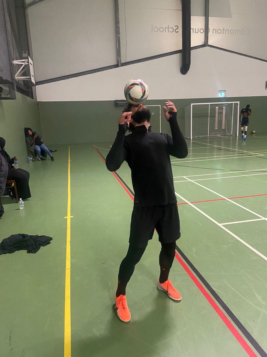 haringeyfutsal's tweet photo. #lnfs @LNFSengland #haringey #futsal #nlfs #northlondon #futsalsportv #FutsalWorldCup2021 #FutsalWCenGol https://t.co/Xv15RPbfD3