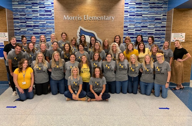 mbschcounselor's tweet photo. It was a wonderful day at #MorrisJays to celebrate #ChildhoodCancerAwarenessMonth! Thanks to everyone who participated in #gogoldforchildhoodcancer! #beatcancer #TeamLandon #sparklesforava @MissLindyAnn @jfriedrickson @Bondu2E https://t.co/UWSdz9uFFM