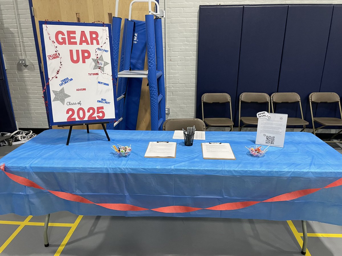 Freshman Family Dinner!! Looking forward to seeing students and families from the class of 2025 🍕📚🎟 #plattmym