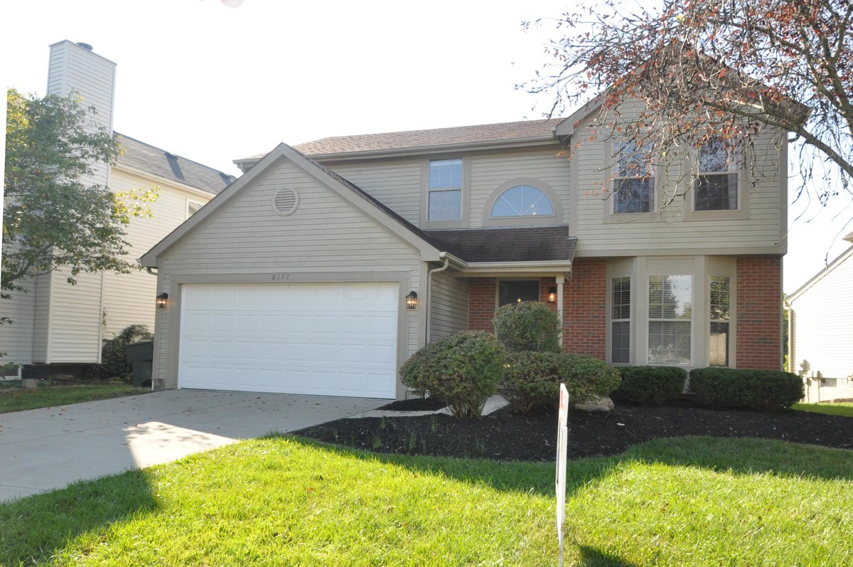 realtor614's tweet photo. See what this home has to offer! Contact me for a showing today. #homesforsale #realestate  https://t.co/MM2BK2REWh https://t.co/Ur8YTc49Zv