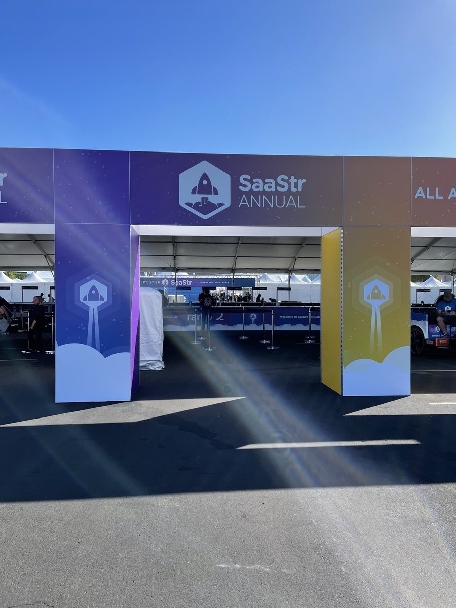 bsapot's tweet photo. I hope ⁦@jasonlk⁩ started a trend with outdoor conferences. ⁦@saastr⁩ was great and I never want to go to an indoor conference again. https://t.co/EUHksiuWeJ