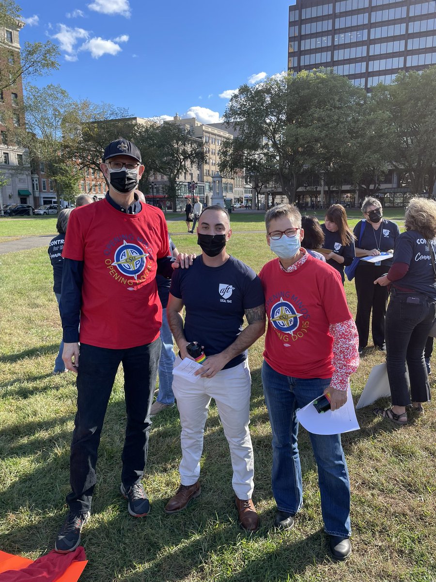 Eric_W_Maroney's tweet photo. Standing shoulder to shoulder with two of my former professors, Cindy Stretch &amp; Tim Parrish, demanding fair contracts and full funding for CT public colleges &amp; universities @AFTCT @Recovery4AllCT @scsuaaup @AFTHigherEd #UnionStrong #highered https://t.co/zFGKJExthT