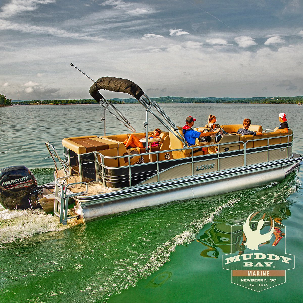 MuddyBayMarine's tweet photo. Wrap up the day & wrap up a new @loweboats Pontoon at MUDDY BAY. We have hundreds of boats on order, arriving after the new year. Now is the time to get the best selection on your new pontoon & #letstakeitoutside
#muddybay
#5starcertified
#duckmark
#muddybaymarine https://t.co/wlV2hNYFYf