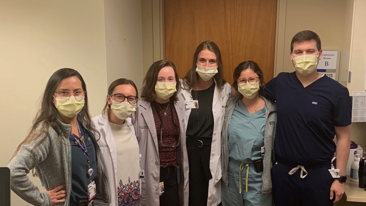 murphynathanie1's tweet photo. Grateful for the incredible interdisciplinary team of nurses, social workers, pharmacists and physicians working together to treat patients with cancer. @clur_schu @MaloofTassiana @NU_IntMed https://t.co/cFv4mfJzDF