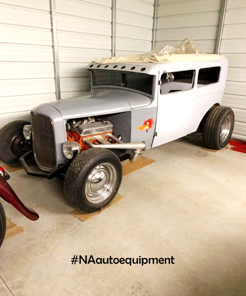 NAautoequipment's tweet photo. Our auto lift delivery & installation adventures continue & so do the amazing cars!! ππποΈπ
#classiccars #vintagecars #autolift #4postlift #fourpostlift #garagegoals #liftdelivery #deliveryadventures #liftinstallation #installationadventures #NAautoequipment #Universalift https://t.co/OHPQaVpNni