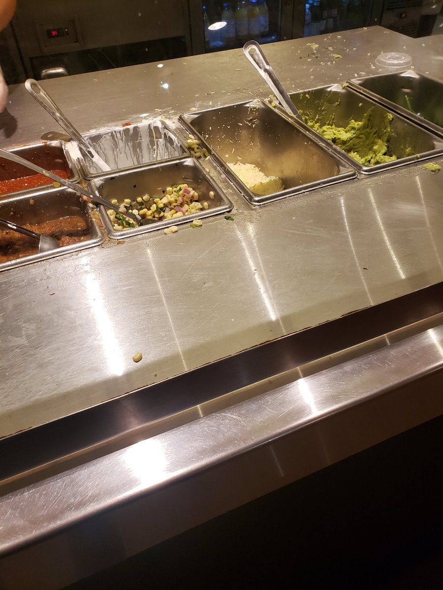 boi_oprah's tweet photo. I mean NASTY @ChipotleTweets @ChipotleUK #Chipotle 🤢 #Shame #Dirty #Unbelievable https://t.co/G9rNSF5Ptv