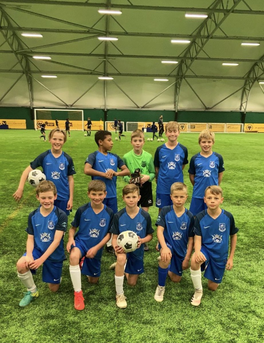 SolihullAcadFC's tweet image. Another great experience for our @jpluk u11’s and u12’s tonight, another kind invitation by @Wolves to play their academy at such fantastic facilities.

#SolihullAcademy
#creatingopportunities
#AllAboutDevelopment
