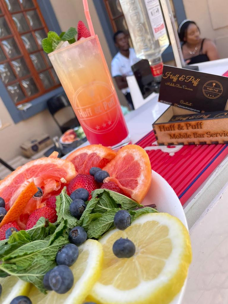 indulgencebars's tweet photo. @Yoco_ZA Mobile bar https://t.co/XF5nPdfxKX