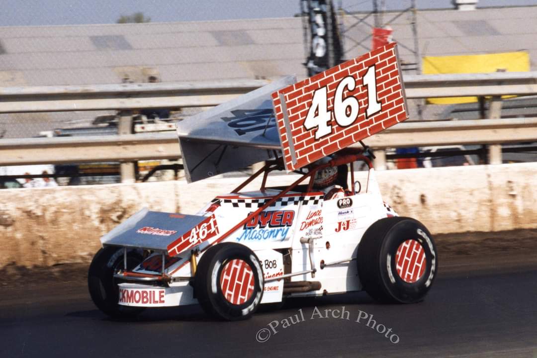 hosehead33's tweet photo. Today's Photo of the Day features @LanceDewease on October 8, 1993 at the Syracuse Mile with the Walt Dyer 461 Brickmobile

📸 @UsaSprint 

All the News that's fit to Sprint. https://t.co/zmaOUYighY https://t.co/AiD5wDmeab