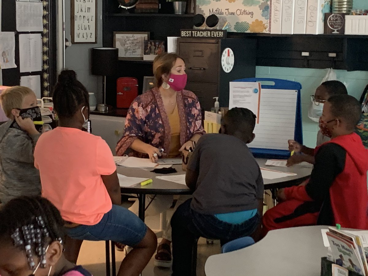 MrsElizabeth08's tweet photo. Enjoyed completing ELA walkthroughs yesterday with other @HaywoodSchools admin and @InstructUP leaders. There is great early literacy work taking place @PouncersHes. #EarlyLiteracy #ReaderWriterProject #LearntoRead https://t.co/gEwW2xb9pN