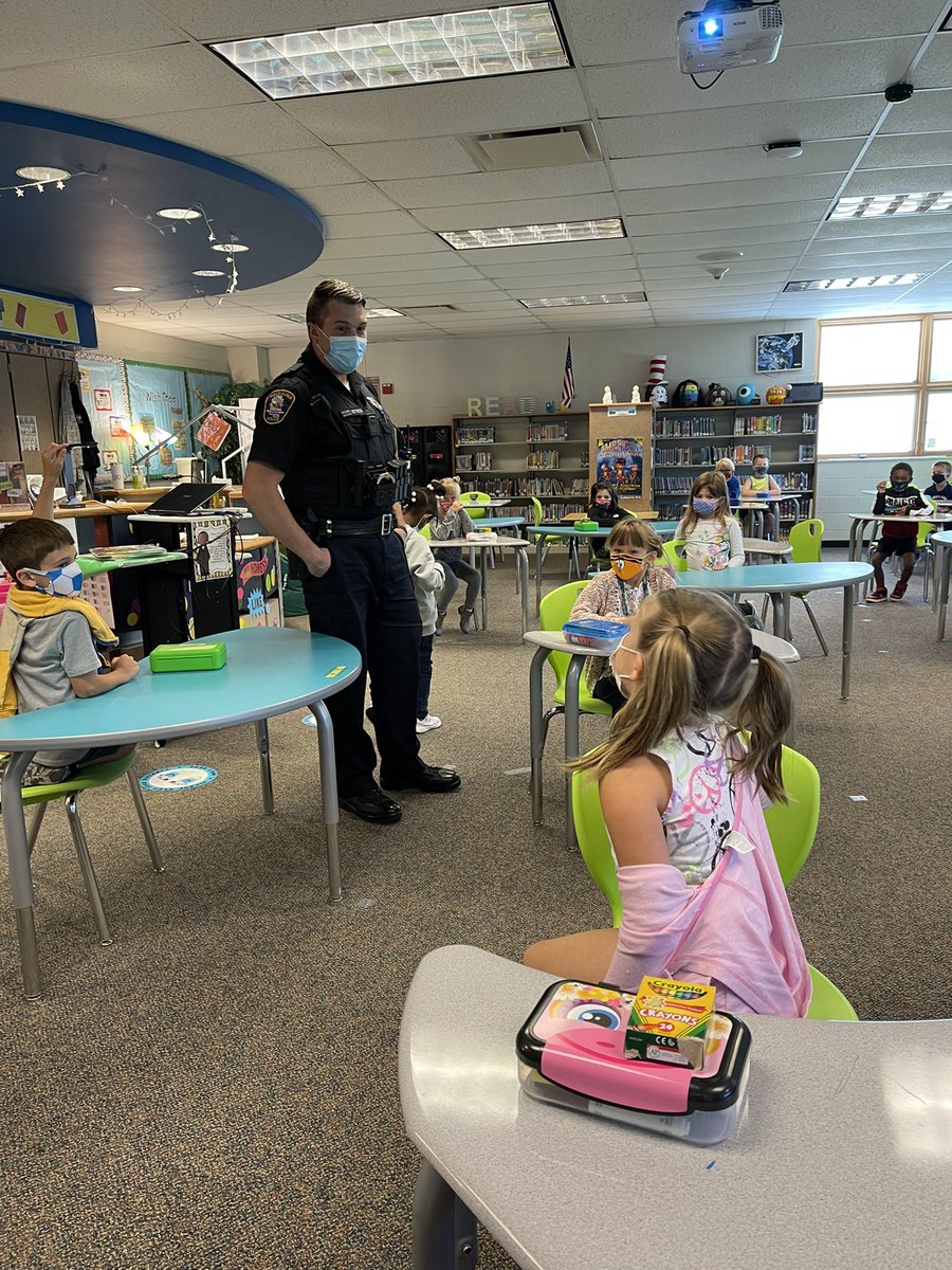 Ledgeview Library tweet media