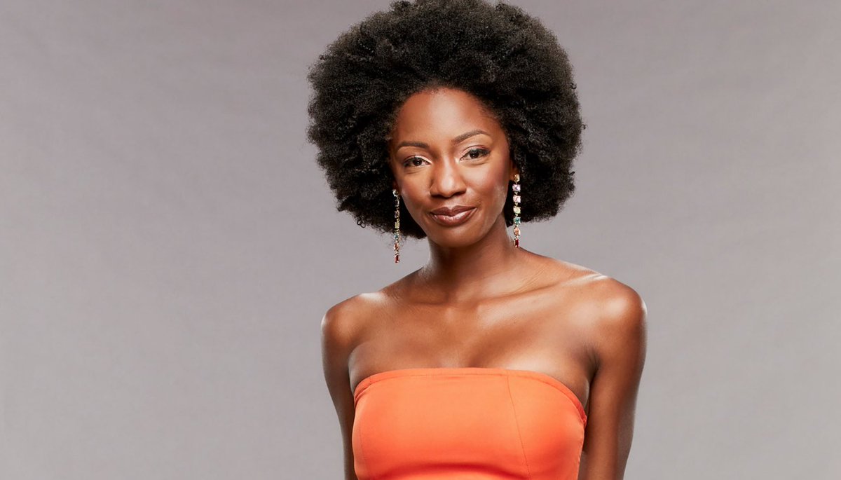 BB_Updates's tweet photo. RT if you want Azah to win Big Brother 23 #BB23 https://t.co/CSTnarmZ60