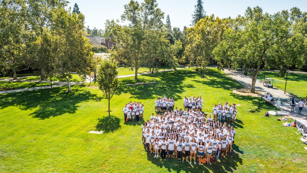 UOPacific's tweet photo. Class of 2020 and 2021, do you remember your first week on campus? With #commencement right around the corner, let's look back at your Weekend of Welcome. Are you ready to properly celebrate the amazing achievement of graduation?
#PacificGraduation https://t.co/O6NoNKj8P9