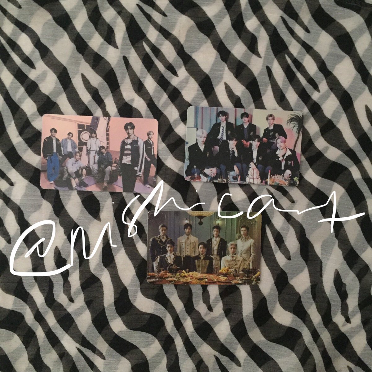 nishicart's tweet photo. wts lfb | ph 

☆ enhypen border : carnival 
         aladin holo pob pcs
○ hype, up, and down.
○ dop: payo (prio) / 2 days reservation
○ 200 each | 580 set + lsf
○ carrd: https://t.co/lfEBZagw7P 

dm or reply if willing to buy. https://t.co/g4DfEXXKeG