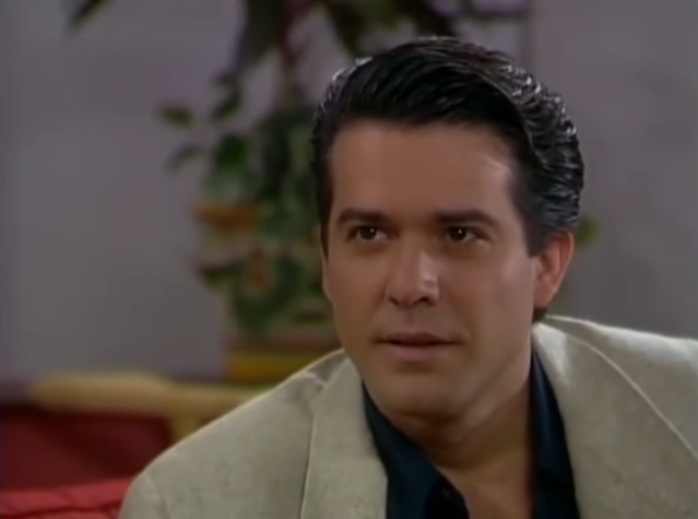 angfammiguel's tweet photo. Muchas fotitas de nuestro mas guapo y hermoso @MDeLeon_Oficial #Adoroooooo
#MiguelDeLeón #DouglasMaldonado #AUsurpadora https://t.co/6MfpMdXQVb
