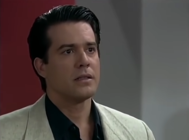 angfammiguel's tweet photo. Muchas fotitas de nuestro mas guapo y hermoso @MDeLeon_Oficial #Adoroooooo
#MiguelDeLeón #DouglasMaldonado #AUsurpadora https://t.co/6MfpMdXQVb