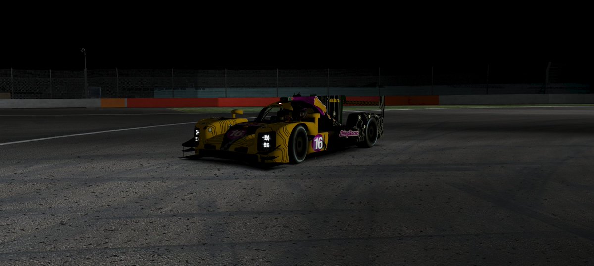 Chimpracers tweet media