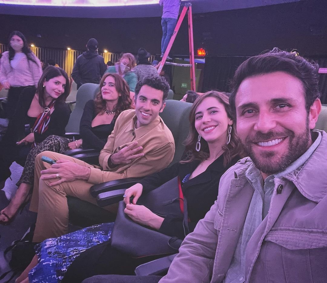 caroramirezinfo's tweet photo. #DeBrutasNada #DBN3 https://t.co/4tj1IbW9dX