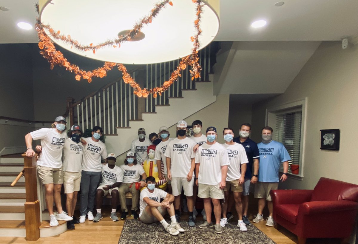AUG_Baseball's tweet photo. Blessed to help! 5th year of decorating for Halloween ⚾️👻@RMHCAugusta @AugustaJags https://t.co/7lsR2MwVQO