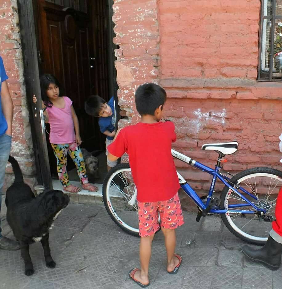 BiciPorLuca's tweet photo. Quieres apoyar a #Biciporluca? este año la meta son 40 bicicletas nuevas que irán a niños y niñas de zona rural de la VI región. Haz tu aporte en https://t.co/xhOuIfzgXk (toda donación se hace pública y transparente) https://t.co/S4U28OSWC2