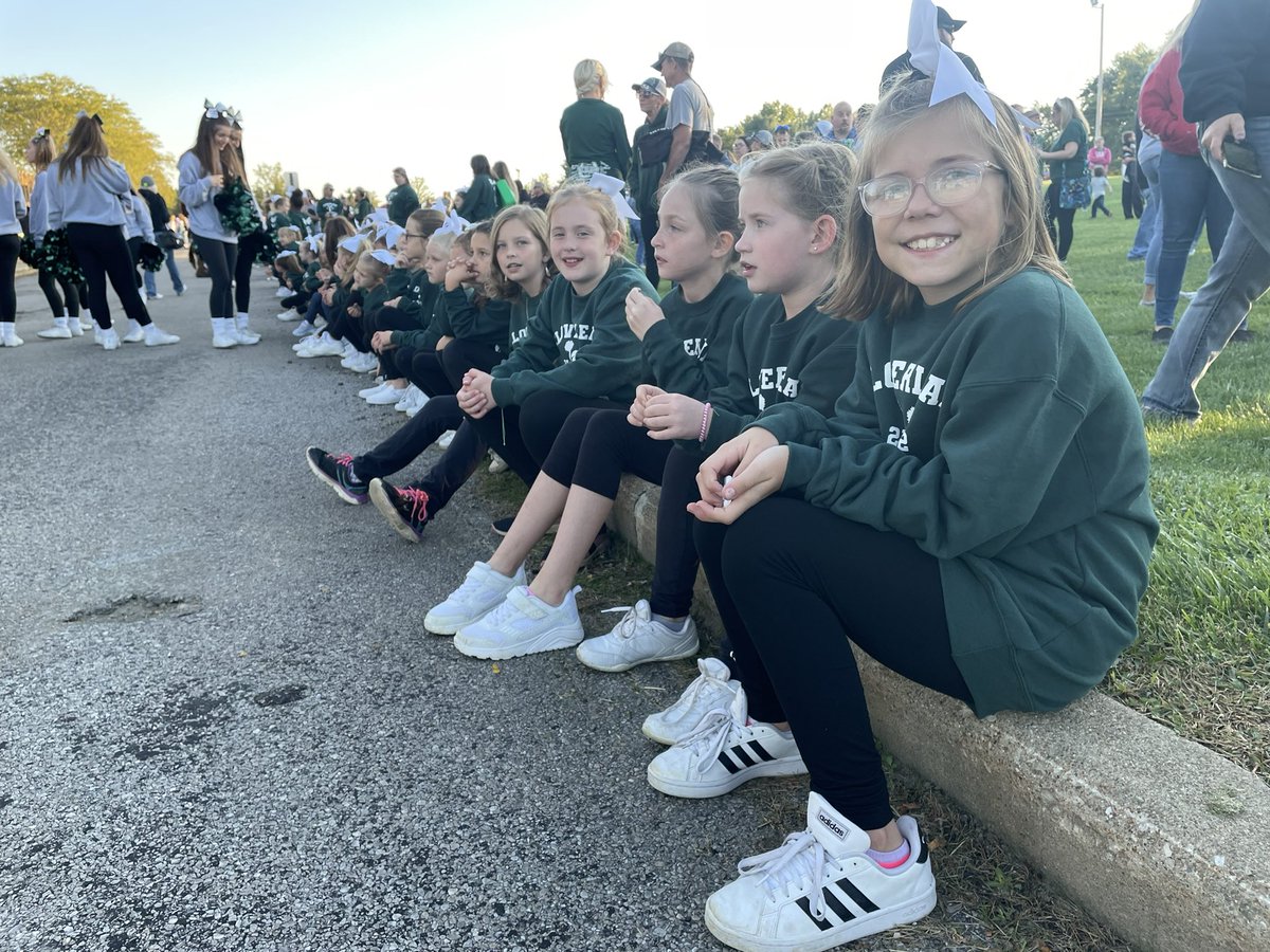 CloverleafLocal's tweet photo. Homecoming Bonfire … We missed you! Go Colts! #cloverleaf #gocolts #coltpride #cloverleafpride #homecoming #homecoming2021 https://t.co/idBb91yPme