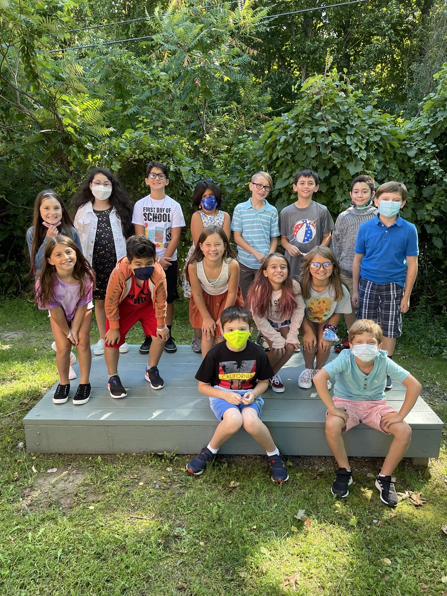 Mrs_Economou's tweet photo. Better late than never! Such a great group of kids!! We are off to a great start! @Kcomerford22 https://t.co/9ZLQWfIWhx