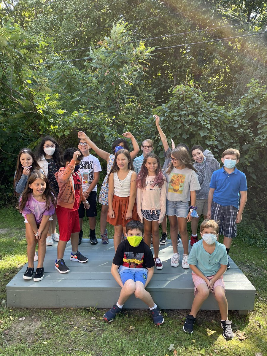 Mrs_Economou's tweet photo. Better late than never! Such a great group of kids!! We are off to a great start! @Kcomerford22 https://t.co/9ZLQWfIWhx