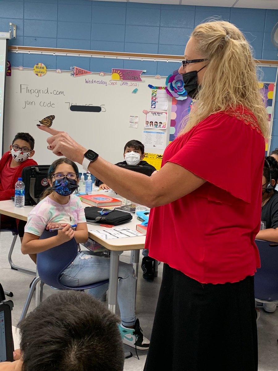 Thank you, Ms. Caposieno <a href="/caposieno/">Mrs. Caposieno</a> for sharing the beautiful monarch with us today! 🦋