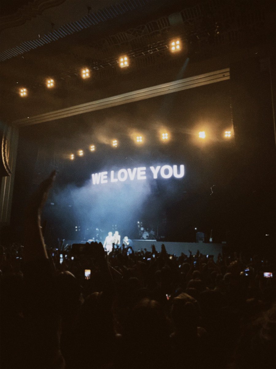 MeganIncee's tweet photo. Haven’t felt this alive for a long long time. Thank you @thisisLANY, we love you more❤️ https://t.co/ZWHREH1A9x