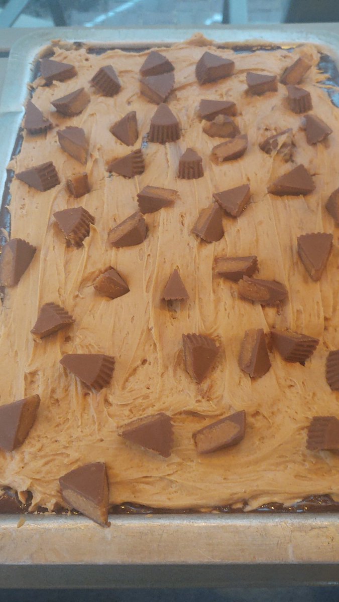 BCJacobsen's tweet photo. Birthday dessert by @StaciJacobsen  with bonus food groups chocolate &amp; peanut butter. #NebAdmin https://t.co/i0vFIpoDcK