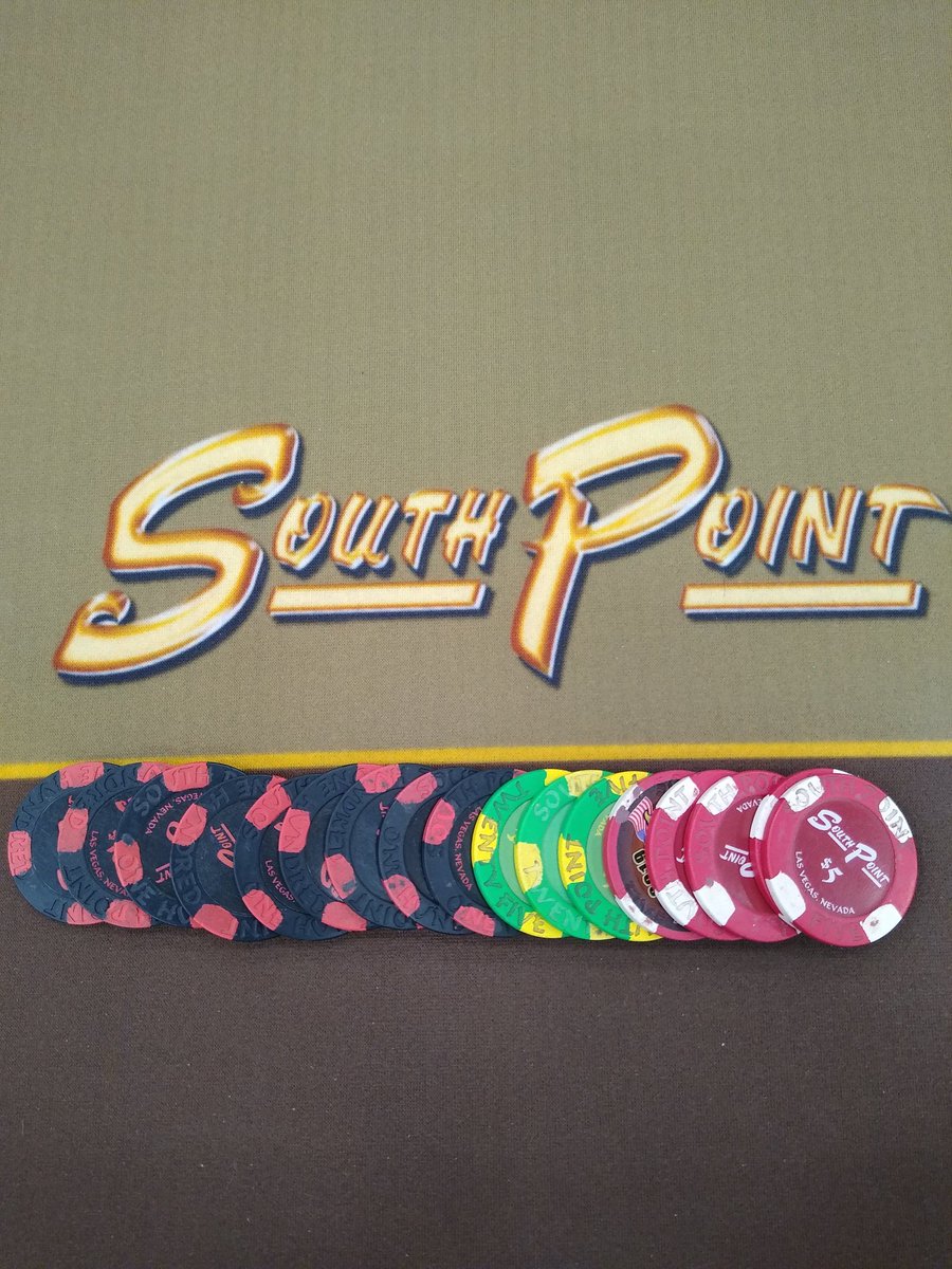 SPPokr's tweet photo. Congratulations to our lucky player who hit a grand for his hand! Although he didn't want to take a pic, he had an ear to ear 😊 smile. Come and play for your chance to win big 🤑💰 money. South Point Hotel, Casino & Spa #flushrush #thepoint https://t.co/QAv0nHGpoZ