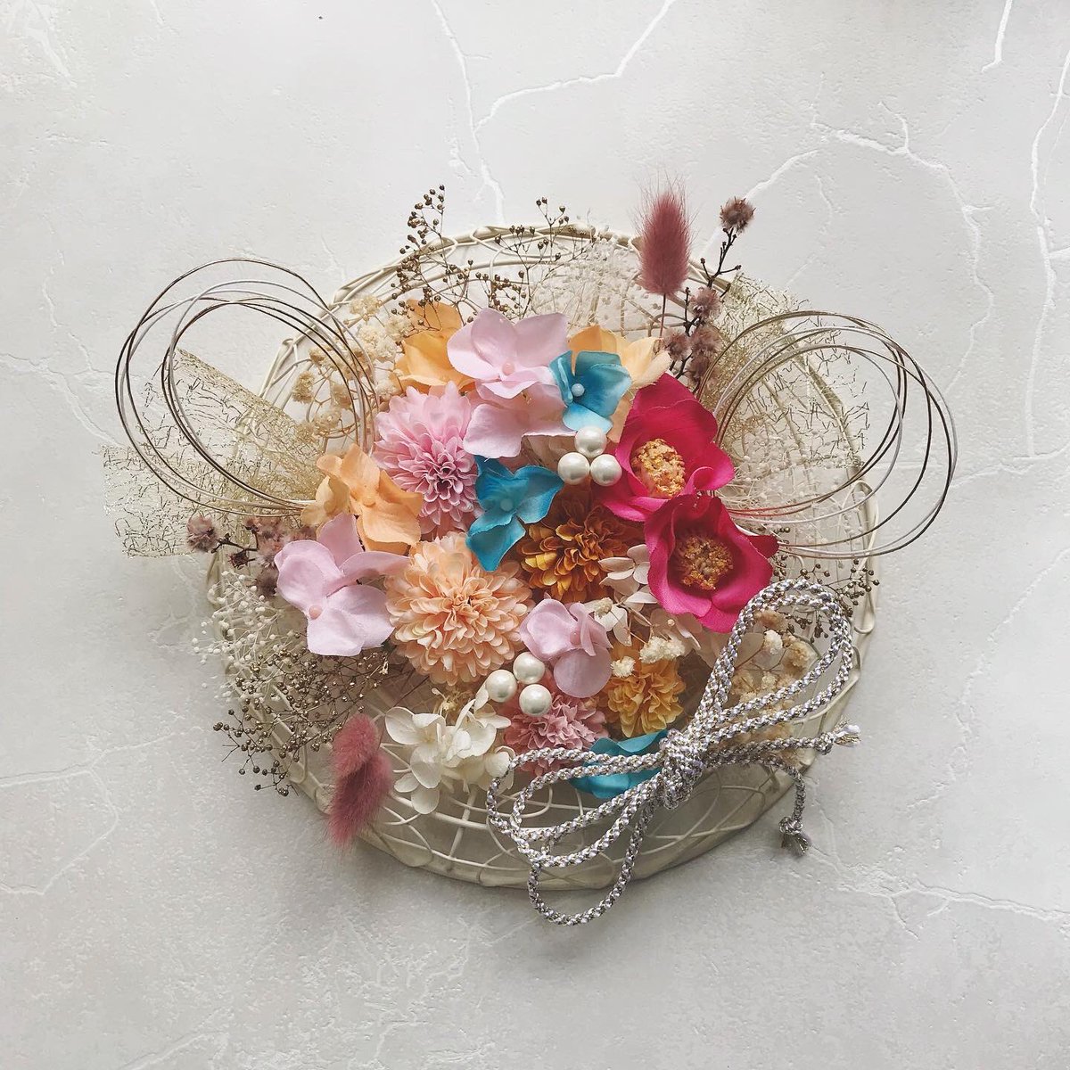 cometto_flower's tweet photo. かわいらしい色合いの髪飾り🐰💗
#髪飾り #オーダーメイド髪飾り #成人式髪飾り #和装髪飾り #着物髪���り #和風髪飾り #ドライフラワー髪飾り #cometto https://t.co/fMQt28qsHz