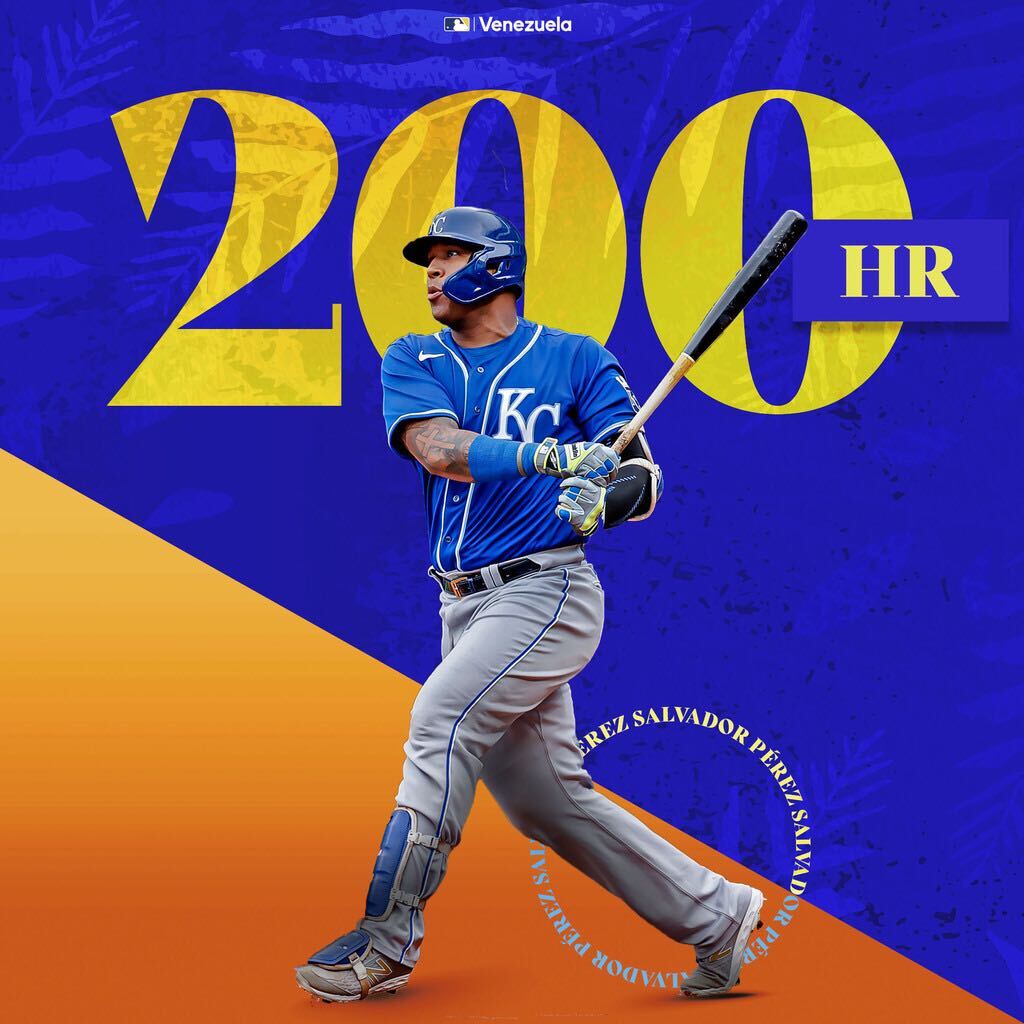 Salvy tomó nuestro hashtag de #HazloGrande como algo personal. HR 200 de su carrera y el 48 de la temporada. 🚨🚨🚨🚨 #MLBVenezuela 🇻🇪