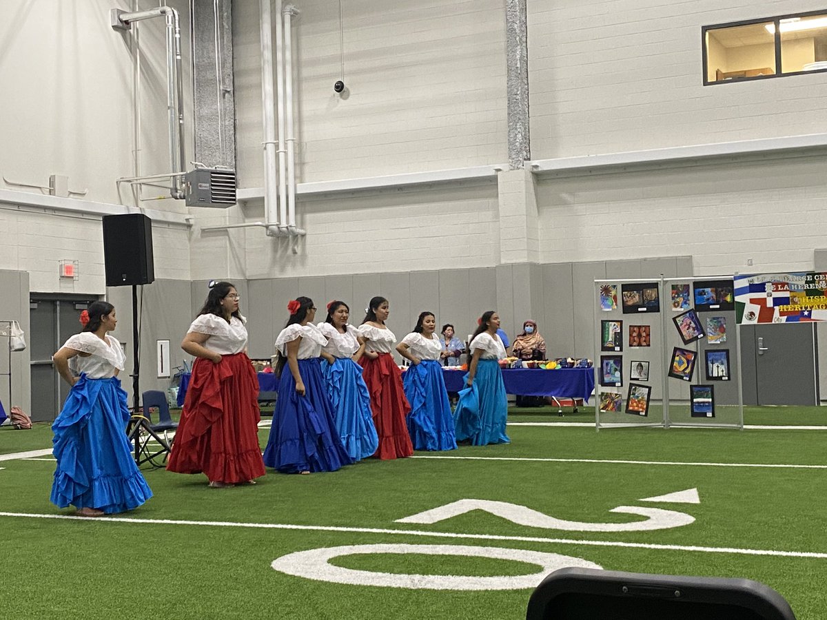 TheCBreedlove's tweet photo. Celebrating Hispanic Heritage Month @JJPearceHS ! It was an amazing evening! Thank you for coming @3jstone and @DRenteria92 and so many amazing staff. https://t.co/U9QVu6Yq80
