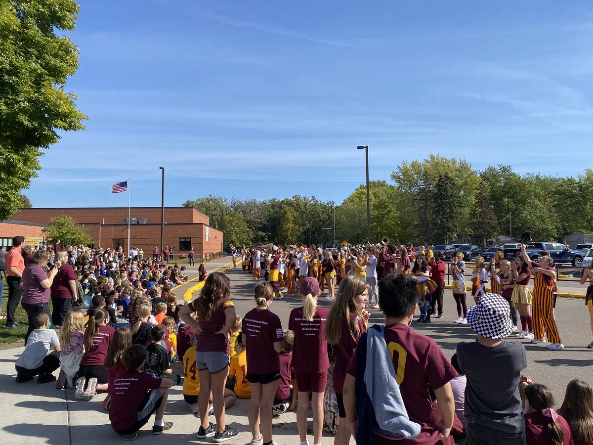 FLStudCo's tweet photo. Spirit Bus 2021! https://t.co/4PK9sDcyR7