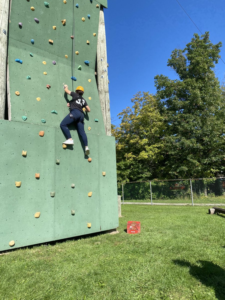 BadgerWSoftball's tweet photo. Brock Softball had a great time on campus today at the high ropes course! Nothing says team bonding like dangling from a rope 100 feet in the air! 🧗‍♀️ https://t.co/QOvEumHjAr