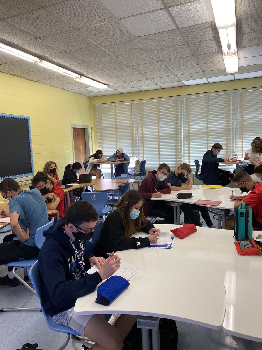 Flex seating promotes collaboration and engagement! Loving our new Collaborative Learning Environments at OHS⚓️💙👏🏻⚓️ #ThisIsOSD @TeachMitch <a href="/TrongardOHS/">Laura Trongard</a> <a href="/bonniemhennessy/">Bonnie M. Hennessy</a> <a href="/MsSmithOHS/">Ms. Smith</a> <a href="/mmethunder/">2021 NYS Teacher of the Year, Jennifer Wolfe</a> @drdavidsrose1 <a href="/Taramauer/">Tara Mauer</a> <a href="/DrZiro/">Dr. Beth Zirogiannis</a> <a href="/MitchBickman/">M Bickman</a>