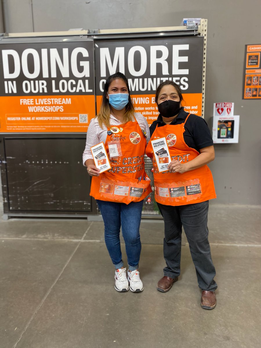 bert4828's tweet photo. 6588 Wichita Falls recognizing our Credit Superstars.  Great Job Cris An and Mary Lou. @THD_MikeMinuto @SMaurice2 https://t.co/bpGBNWue65