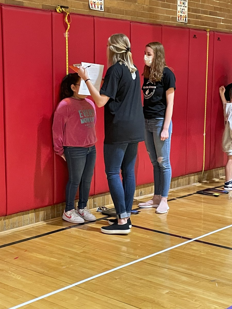 CovingtonElem's tweet photo. Thank you to @MorningsideEdu University and all of your “Into the Streets” volunteers for helping with our health &amp; vision screening and to the @slandchc dental team for supporting today’s dental screenings. 👓😃🦷 https://t.co/5RrBkzBcSb