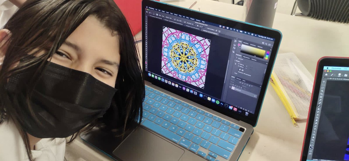 METSchoolPanama's tweet image. MET 6th Graders, learning new #skills! They enjoyed exploring creative possibilities with Photoshop in an introductory workshop - experimenting with texture, combining the outside world with the digital through play & personal expression.
#ibmyp #ibeducation #WednesdayMotivation