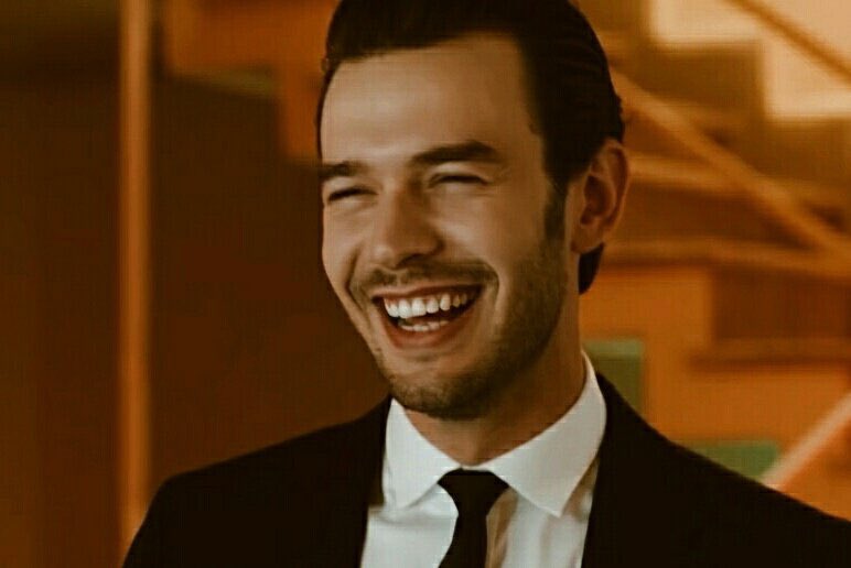 ryansbluee's tweet photo. Good morning with a beautiful bright smile✨ https://t.co/RdGQ0eSbhy