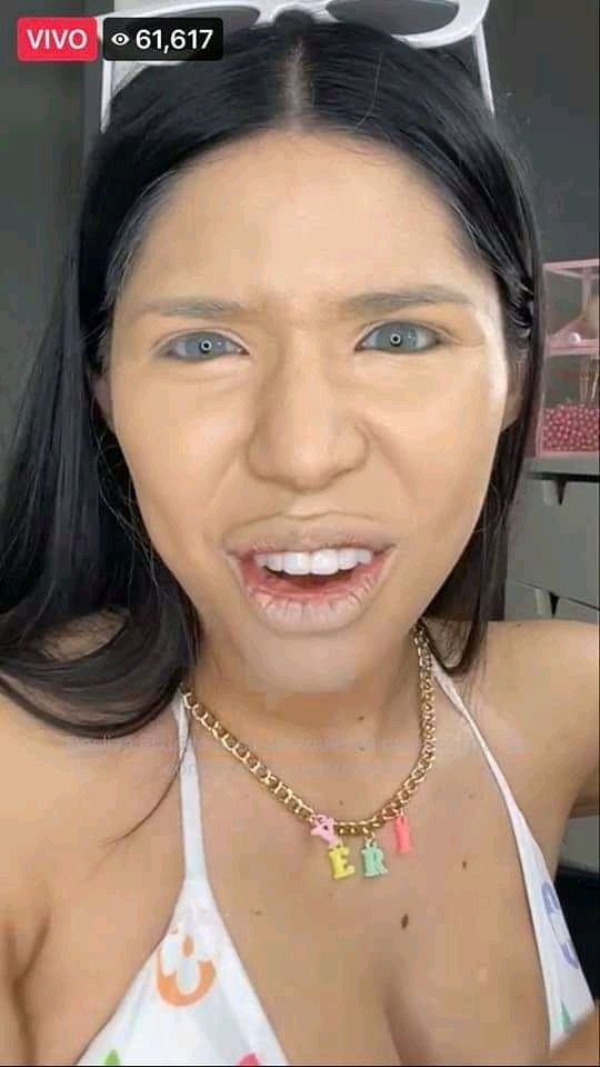 Ramrez7Lia's tweet photo. @yerimua 🤣🤣🤣 la vieja sin clase y creída, pero ten cuidado que puedes caer 🤣🤣🐴🐴 hooo y plática de tu hermanita que anda por ahí, sin reconocer según tu mucho  buen corazón, pero niegas atu hermana. Y tú mamá cuernisa igual que tú 🤣🤣🤣 https://t.co/d20PbUj2Bt