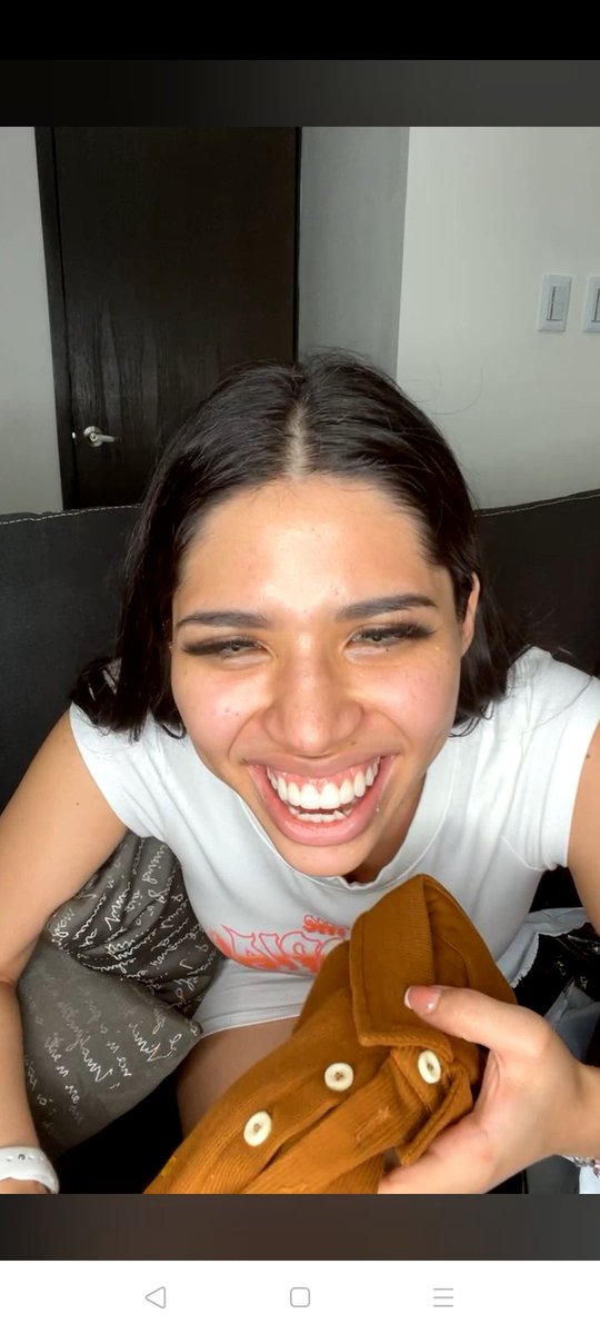 Ramrez7Lia's tweet photo. @yerimua Hooo y por si nadie te lo ha dicho, no brillas 🤣  necesitas mucho autoestima para poder transmitirla por qué por engreída, presumida y creerte la única estás y estarás sola, falta de amor pagarle aún we para que te coja. Y te menosprecie 🤣🤣🤘 cuernuda https://t.co/hvh9xzadtP