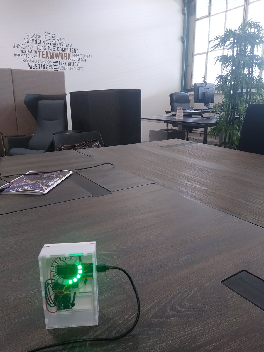 twtomcat's tweet photo. #iaqmonitoring #covidco2 Gute Luft im House of Innovation Winterthur ๐๐ซ https://t.co/doeGyparaH