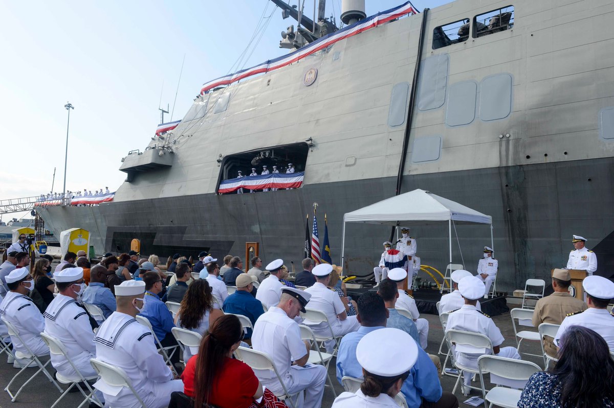 WarshipCam's tweet photo. USS Freedom (LCS 1) Freedom-variant littoral combat ship being decommissioned today in San Diego - September 29, 2021 #ussfreedom #lcs1
* photos courtesy of USN https://t.co/VC9CtVnlFV